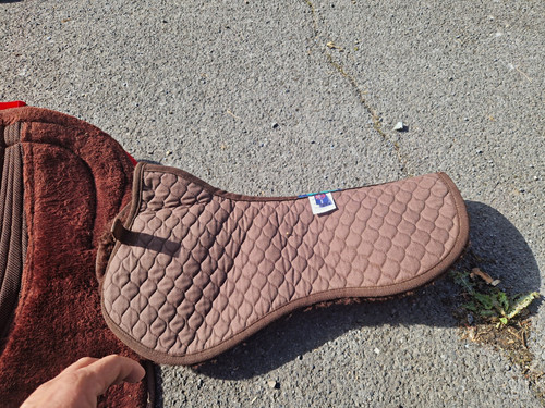 Brown quilted horse saddle pad - quilted,